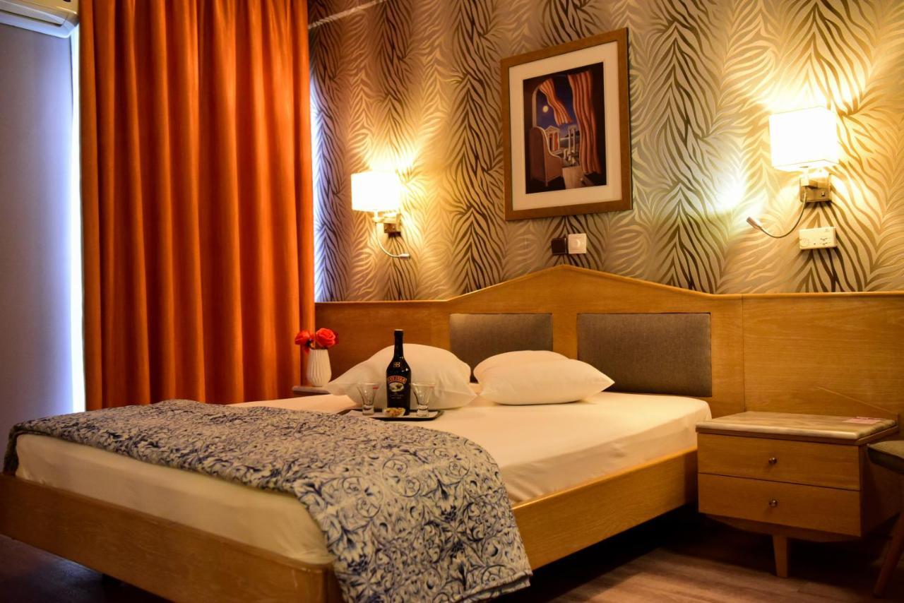 Eva Hotel Pireusz Kültér fotó