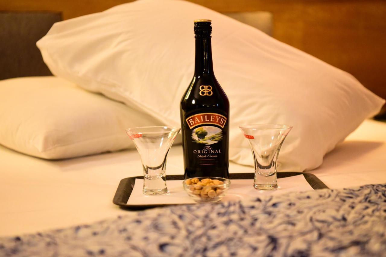 Eva Hotel Pireusz Kültér fotó