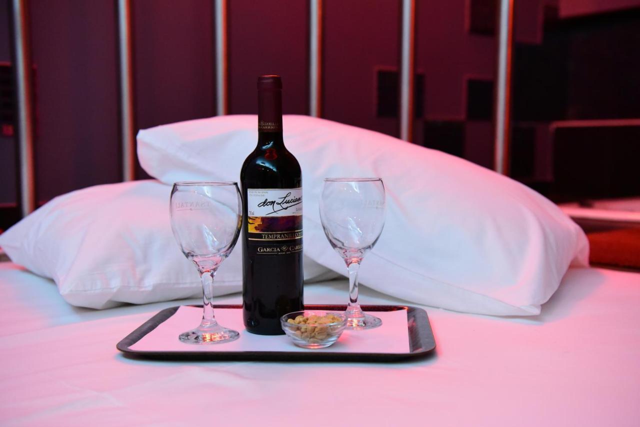 Eva Hotel Pireusz Kültér fotó